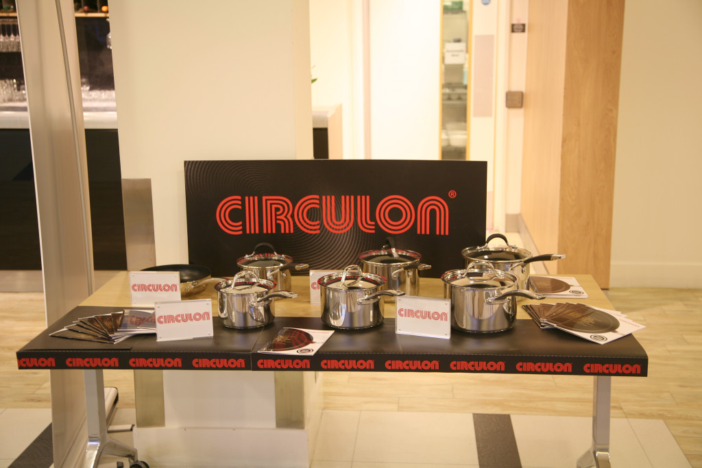 Above: Circulon cookware was used by the Keen Home Cooks and Keen Young Cooks at the Teflon Diamond Standard Awards Finals 2019. It was also part of the competition winners’ prizes.