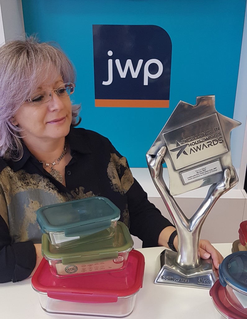 Above: Milu Baptista, new product development manager at JWP with the Eco Award trophy beside the winning LocknLock Eco Oven Glass range.
