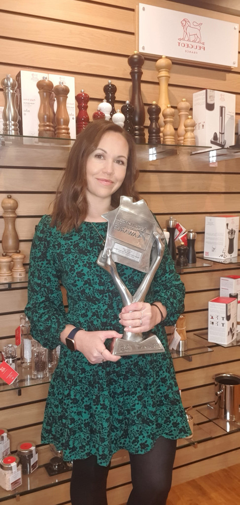 Above: Jenna Shawley, communications officer for Burton McCall holds the Top Tool or Gadget Trophy, awarded to Peugeot Kronos.