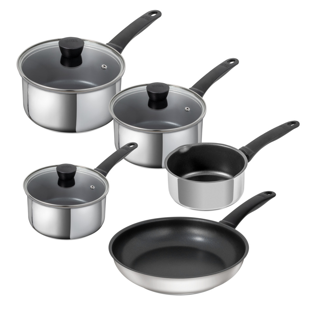 Above: Kuhn Rikon has some tempting offers for saucepan sets.